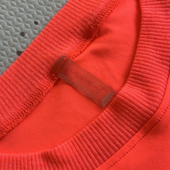 💘 FP MOVEMENT - THROWBACK CROPPED POCKET TANK ORANGE - Picture 3 of 7